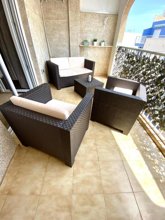 Locos Beach Holiday Apartments Torrevieja Exterior foto